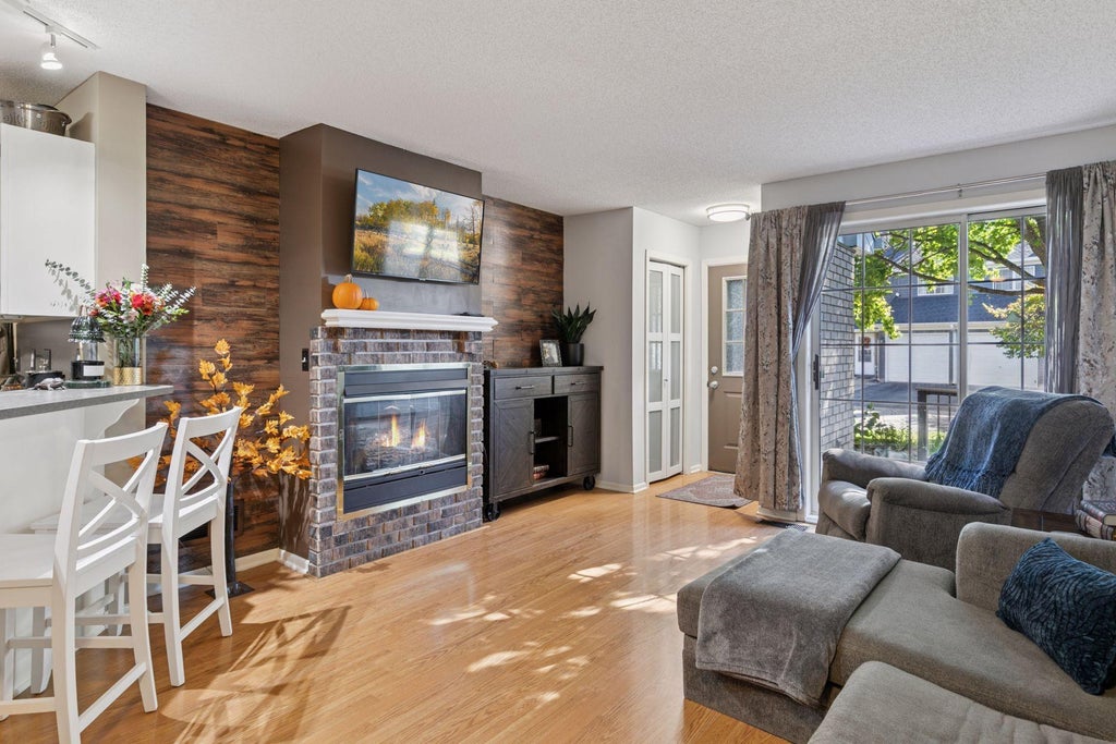 1825 Donegal Drive 10, Woodbury