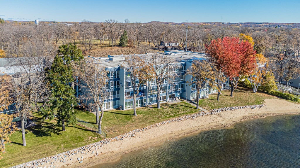 315 Park Lake Boulevard 414, Detroit Lakes