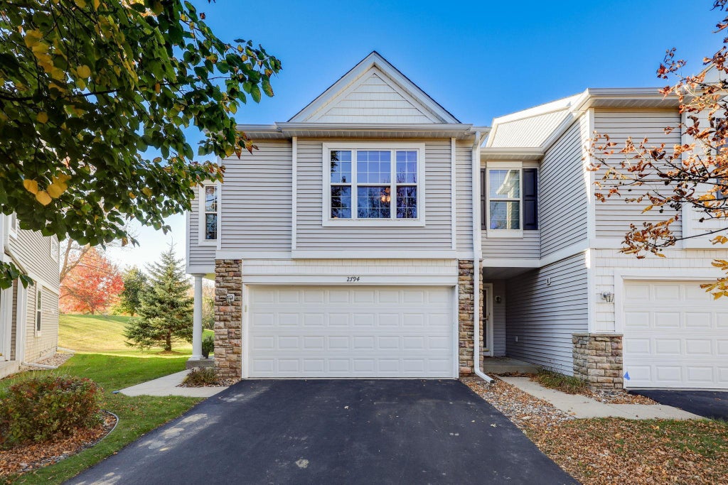 2794 Century Circle, Chanhassen