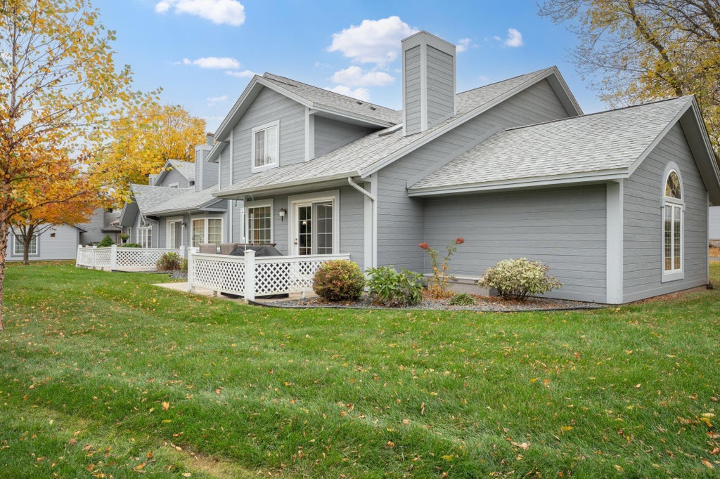 2717 Spyglass Court Nw, Rochester