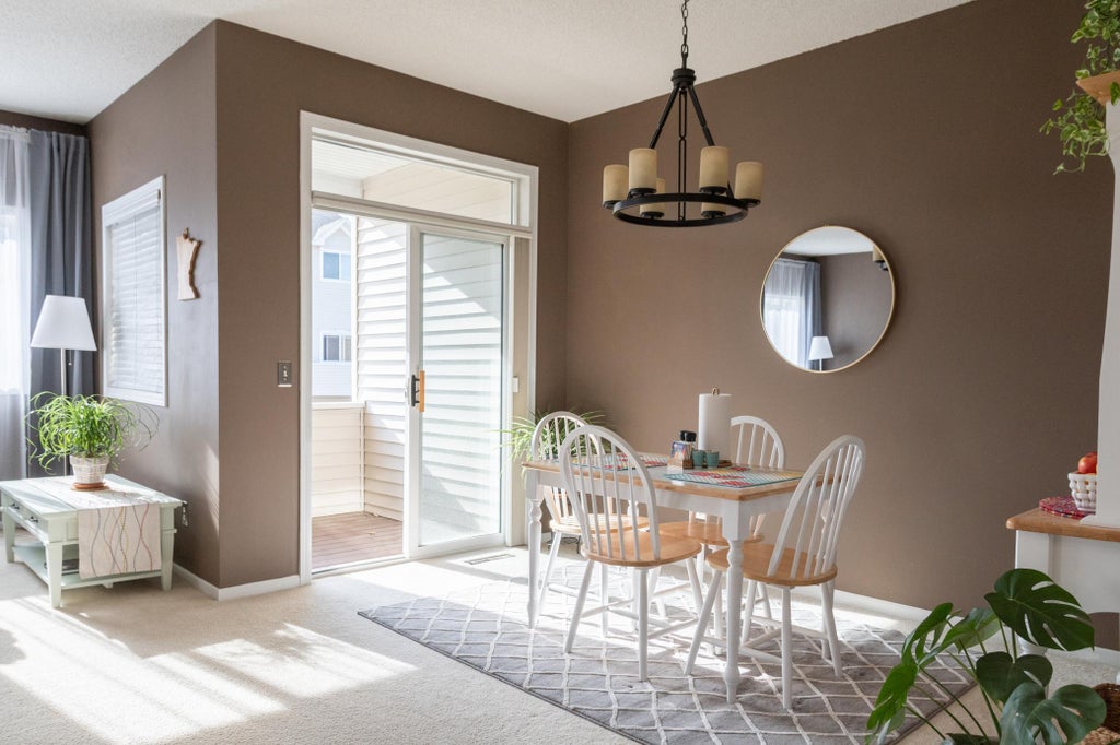 673 Kingfisher Lane H, Woodbury