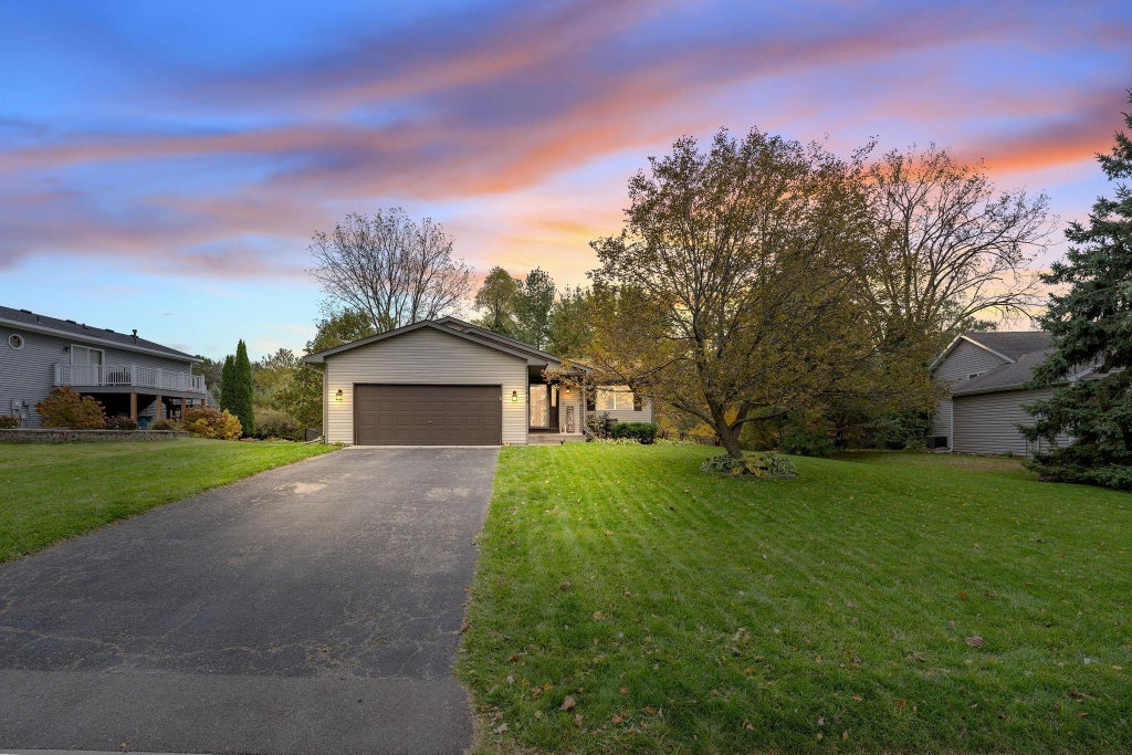2415 Timberlea Drive, Woodbury