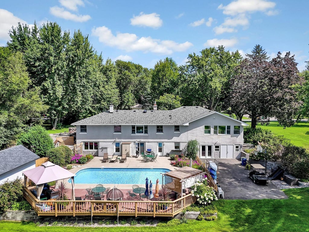 706 Benton Street, Anoka