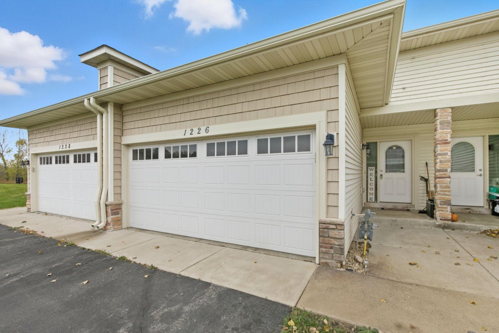 1226 45th Avenue Ne, Saint Cloud