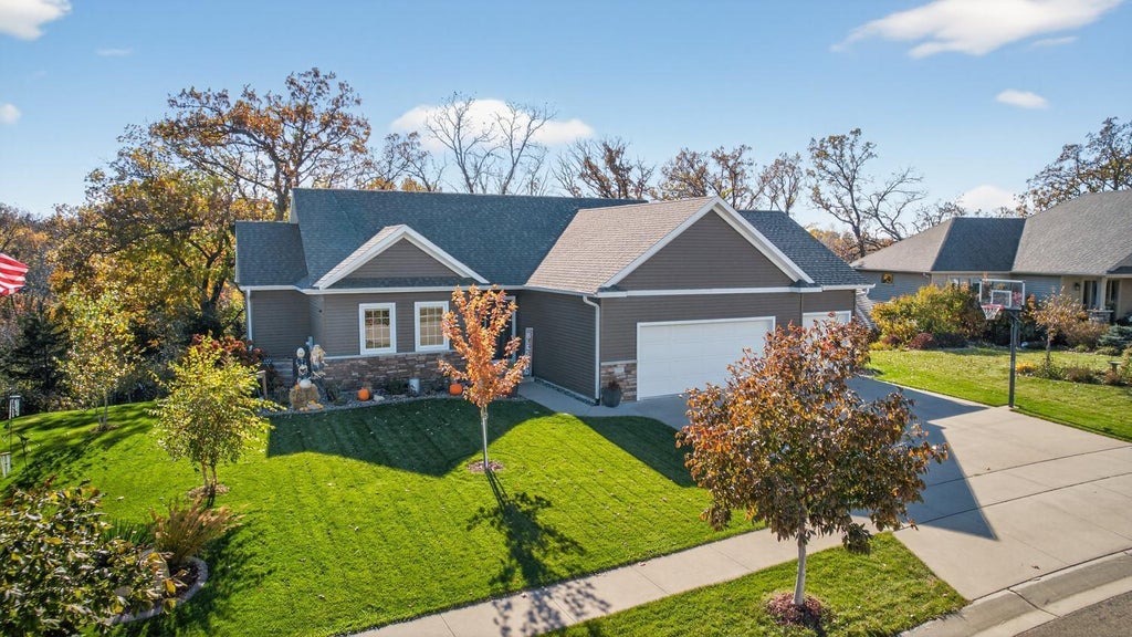 3951 Stone Point Drive Ne, Rochester