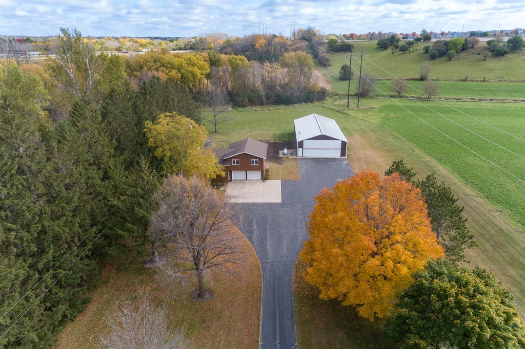 21949 Bagley Avenue, Faribault