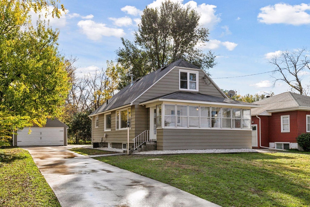 1912 3rd Street Sw, Rochester