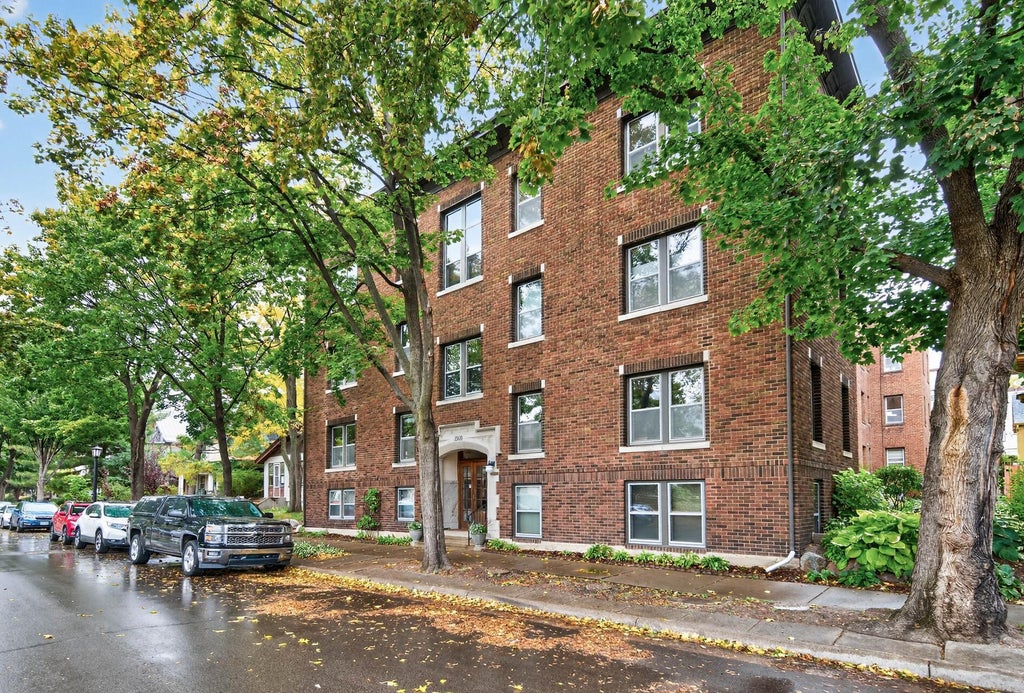 2309 Grand Avenue S 23, Minneapolis