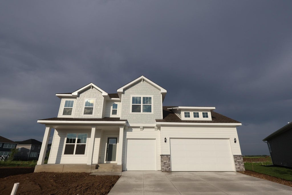 11645 Harbor Circle N, Dayton