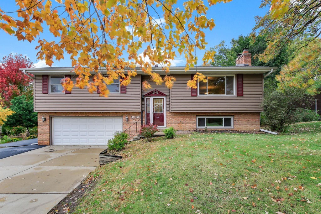 9955 161st Street W, Lakeville