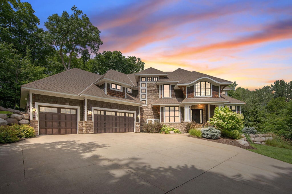 4800 Woolman Court, Minnetonka