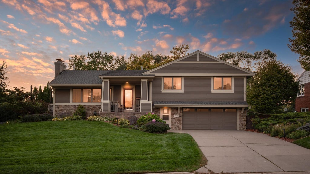 7040 Kellogg Avenue, Edina