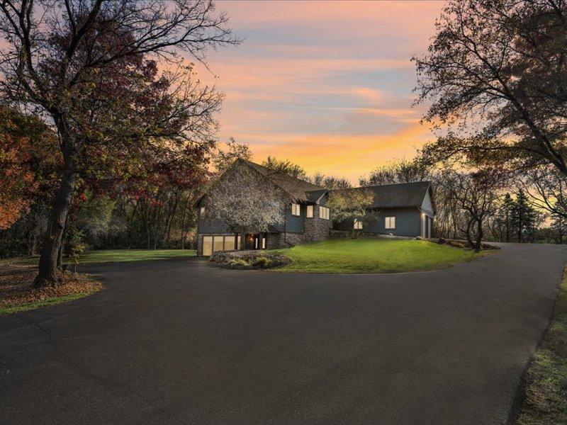 317 138th Avenue, St Joseph Twp