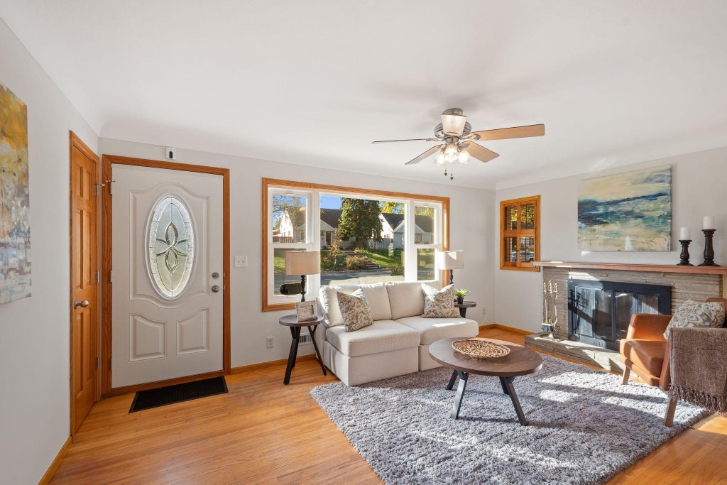 2221 Highland Place, Columbia Heights