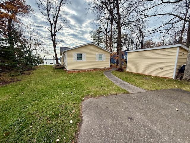 22957 N Platte Lake Road, Roosevelt Twp
