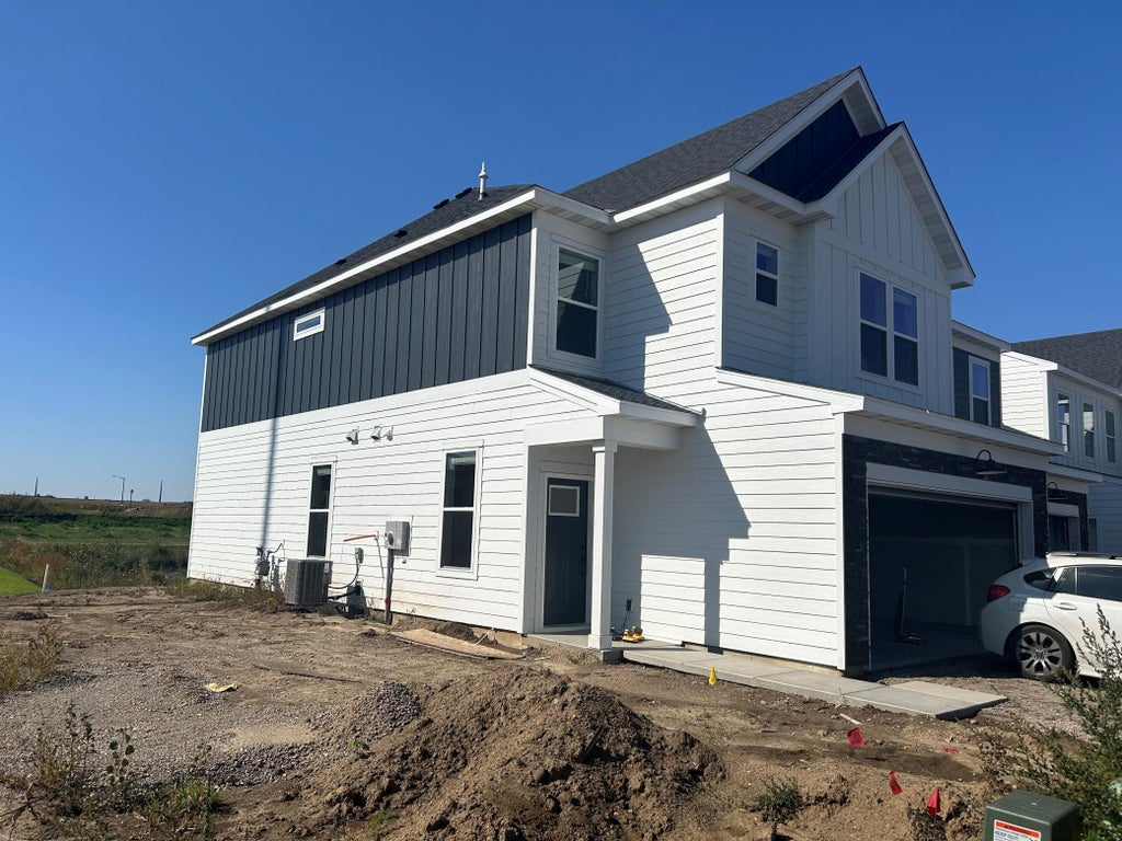 17937 Genoa Drive, Lakeville