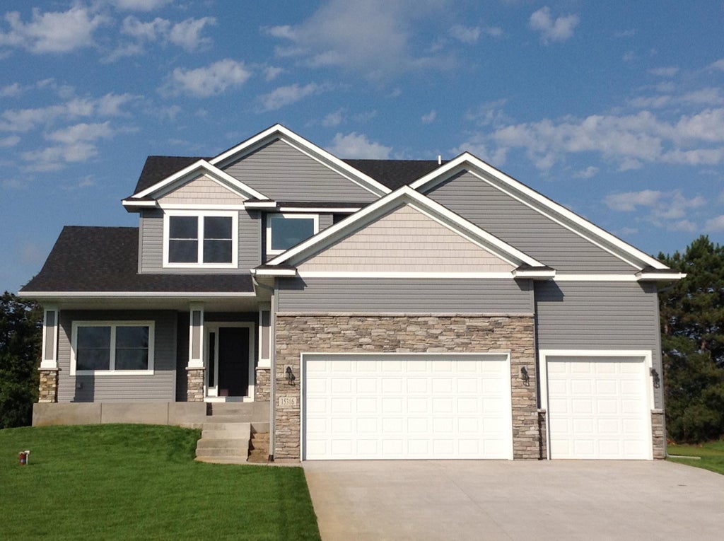 436 Mario Drive, Vadnais Heights