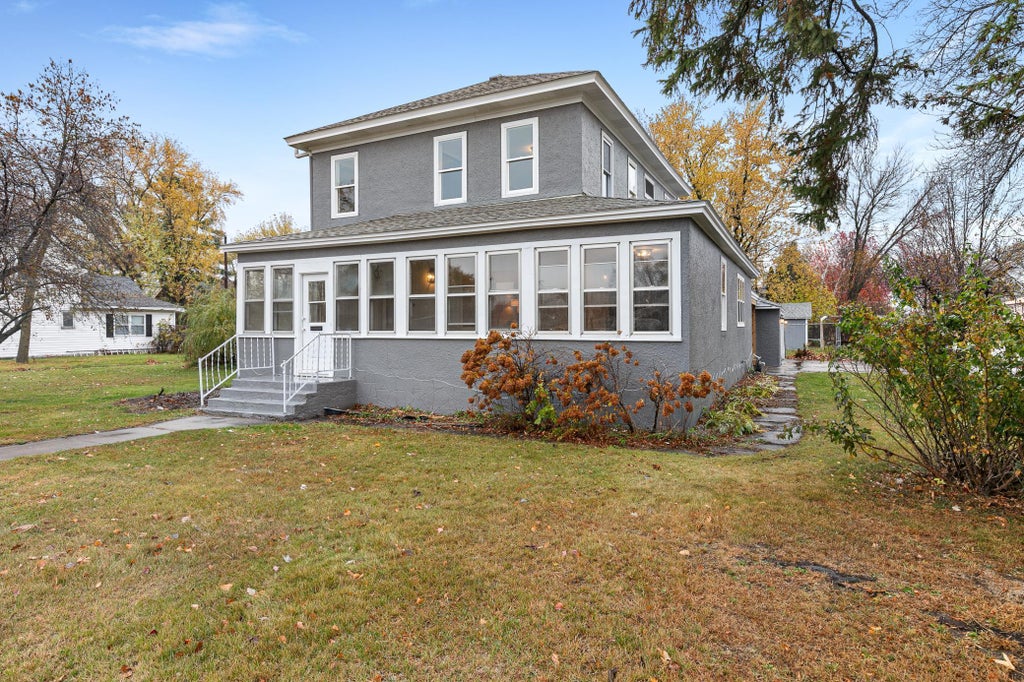 415 1st Avenue Ne, Little Falls