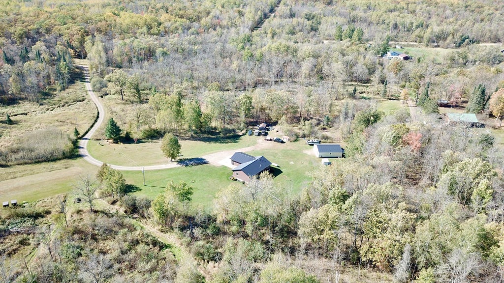 2946 Jade Street, Mora