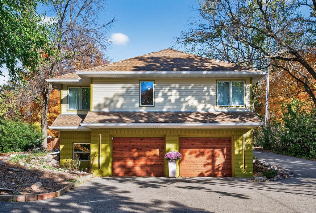 5080 Minneapolis Avenue, Minnetrista