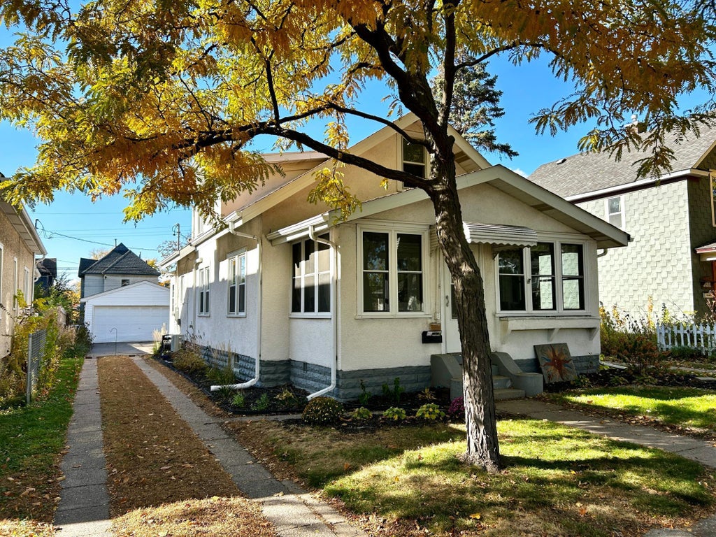 2310 6th Street Ne, Minneapolis