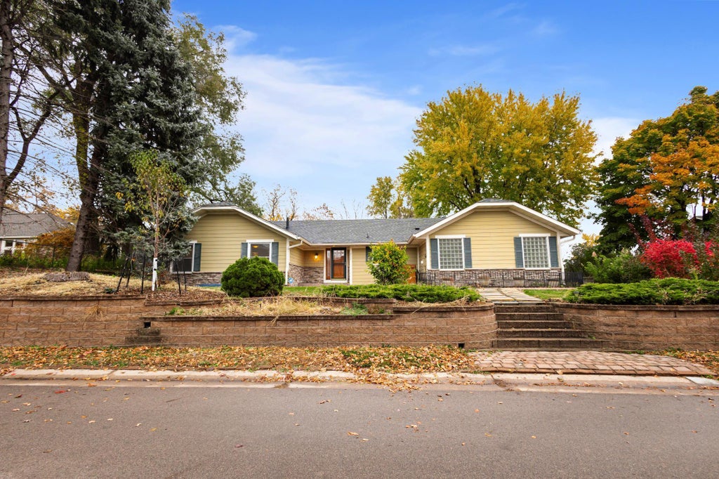 2452 Sunrise Drive, Little Canada