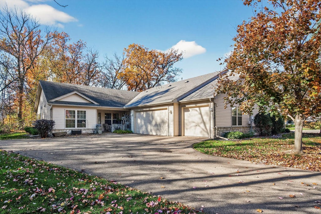27724 Woodland Drive, Chisago City