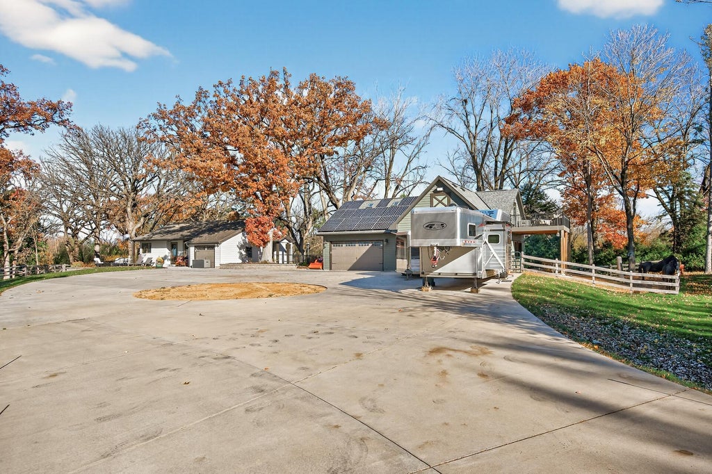 3000 Surry Lane, Minnetonka