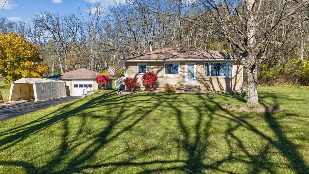 419 Prospect Street Se, Chatfield