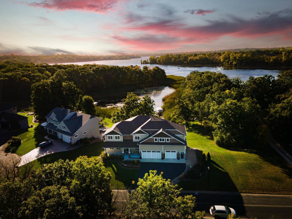 18928 Katrine Court, Lakeville