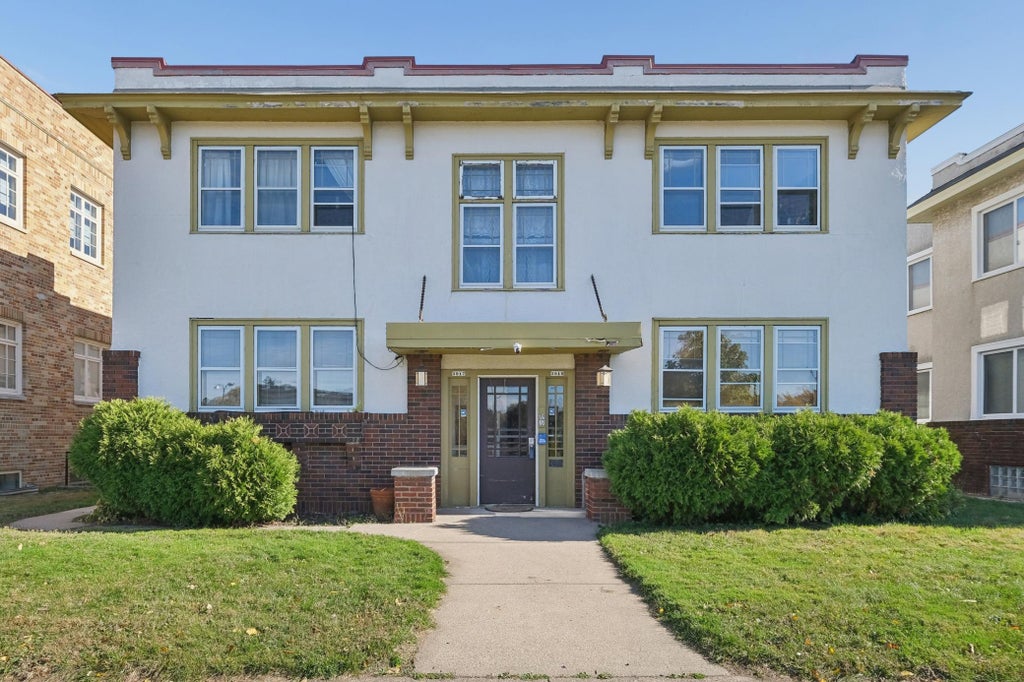 3917 Chicago Avenue, Minneapolis