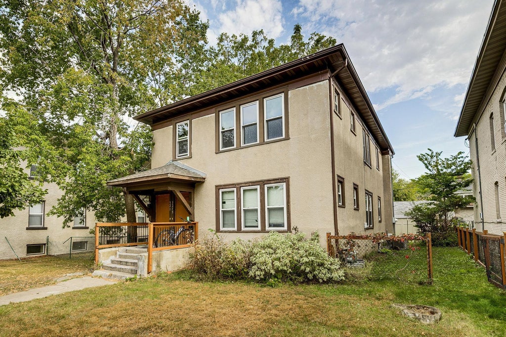 3215 Bloomington Avenue S, Minneapolis