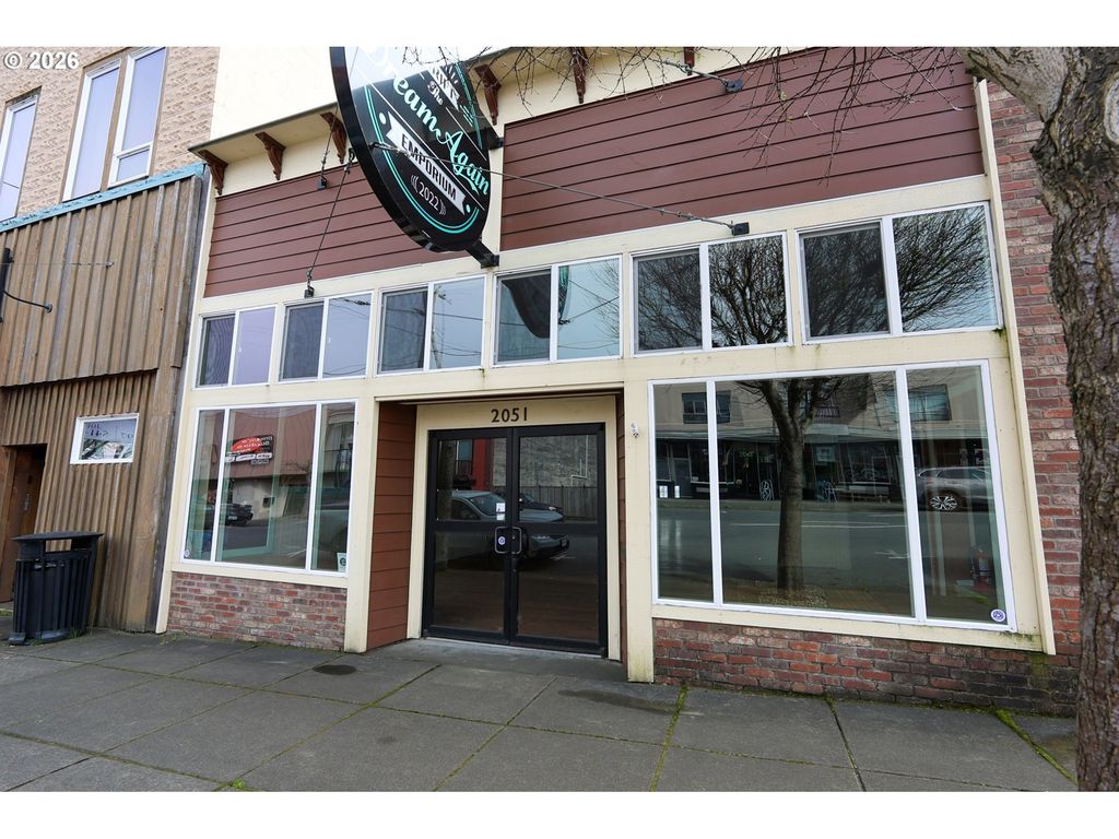 2051 Sherman Ave, North Bend
