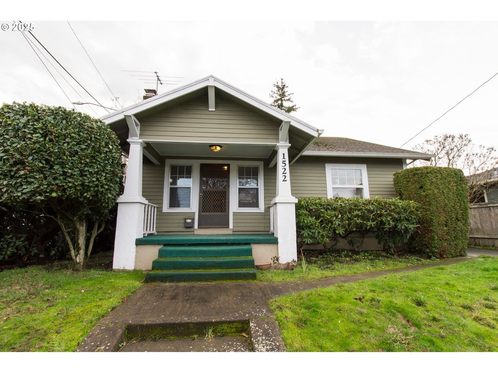 1522 N Rosa Parks Way, Portland