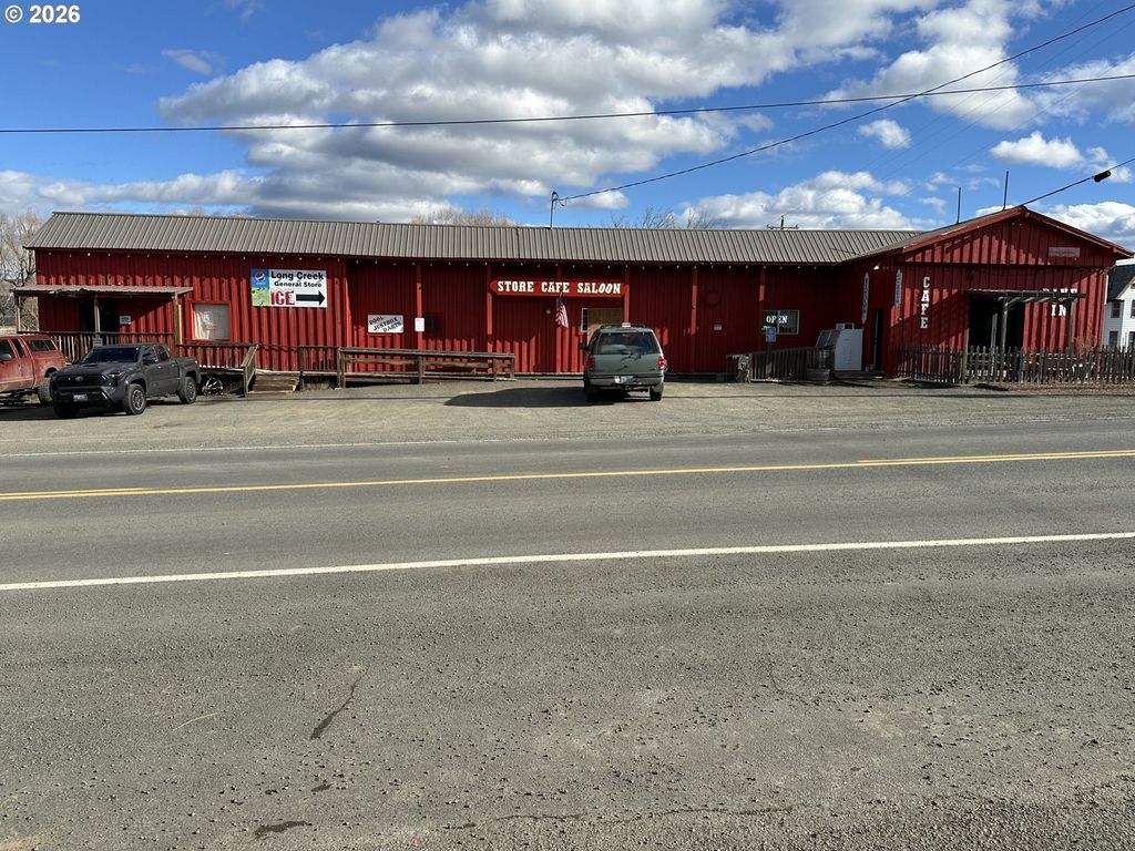 105 Highway 395 N, Long Creek