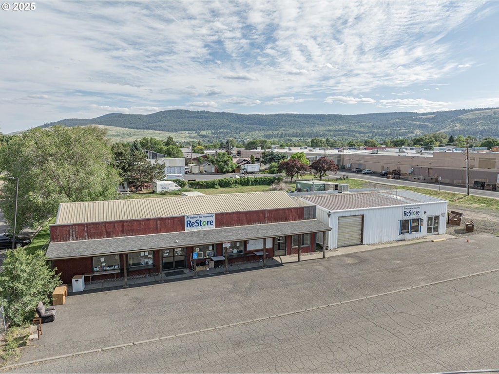 2304 E R Ave, La Grande