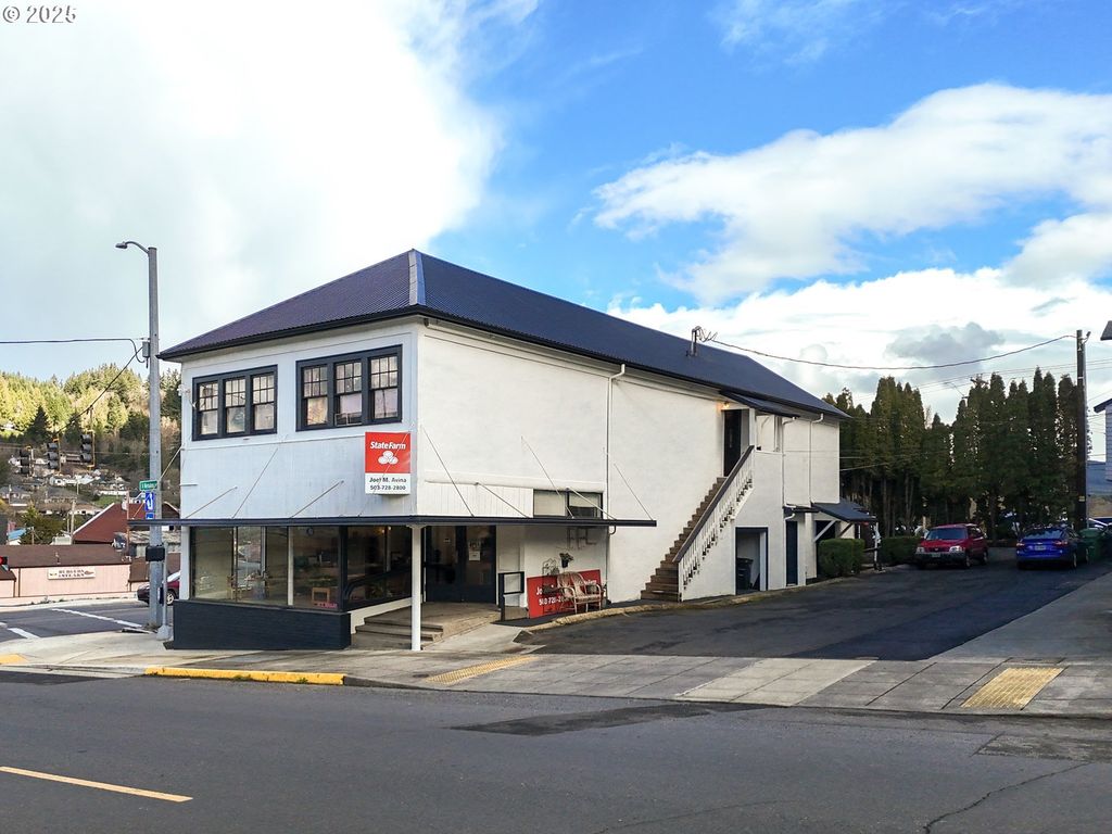 29 S Nehalem St, Clatskanie