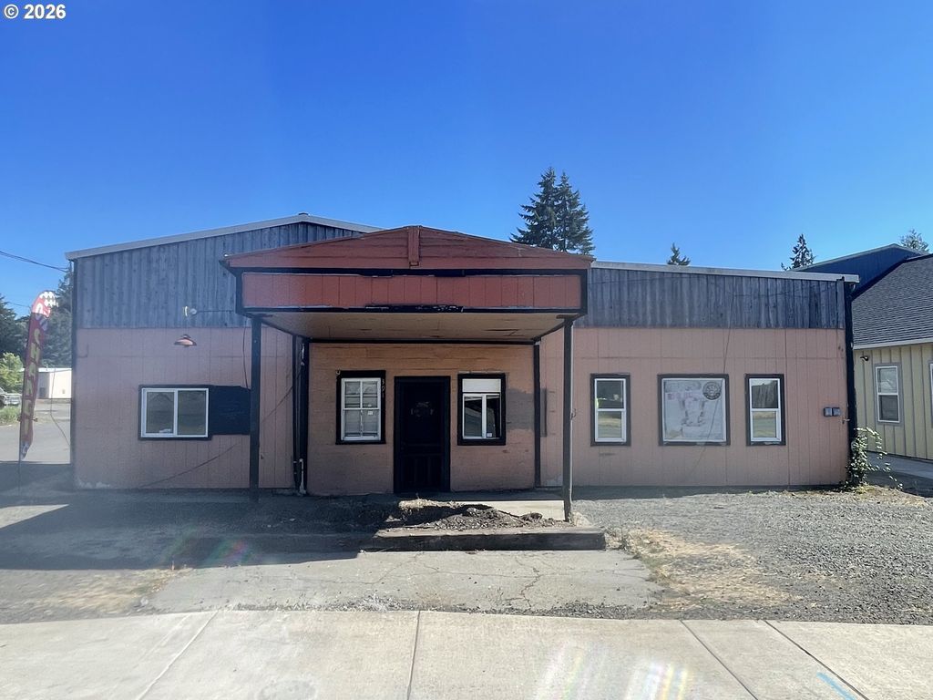 371 Ne Main St, Willamina