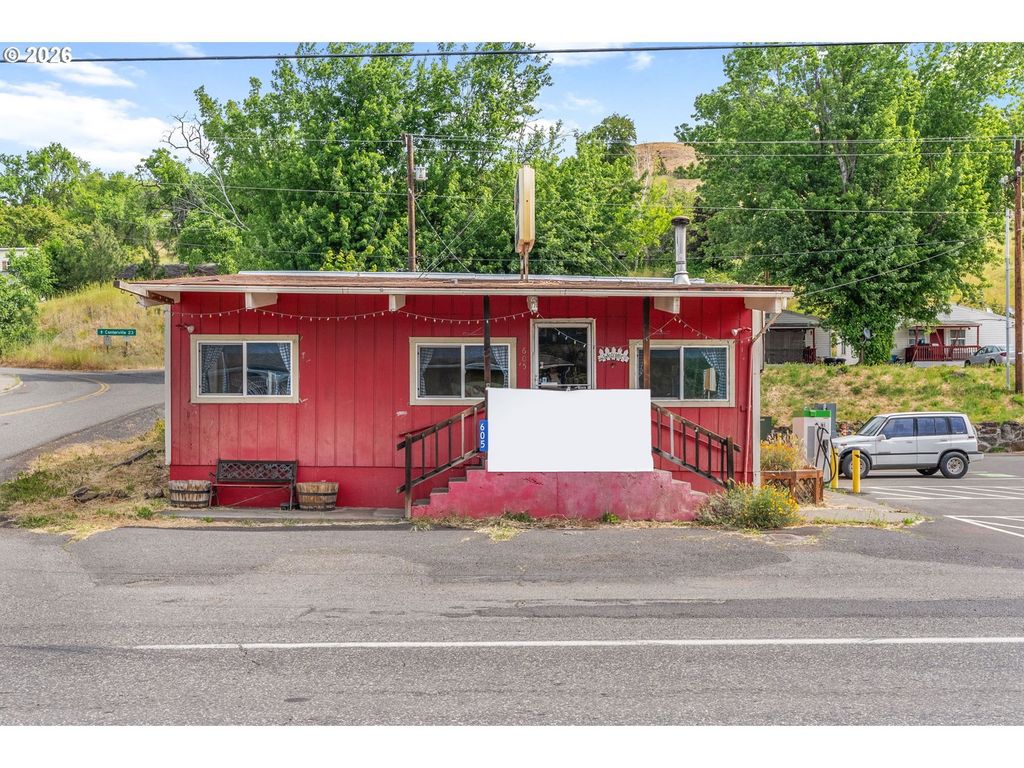 605 State St, Lyle