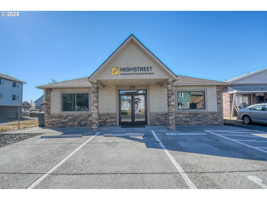 225 Sw 5th St, Pendleton