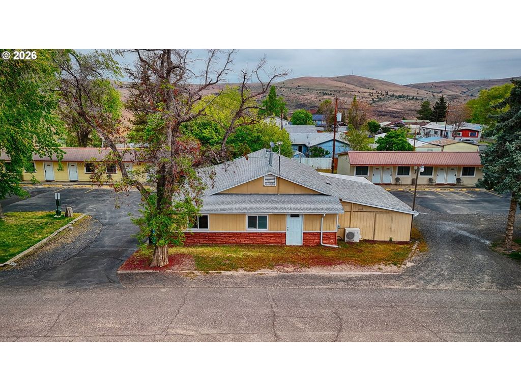 616 Mill St, Maupin
