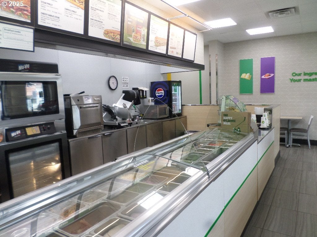 212 W North St, Enterprise