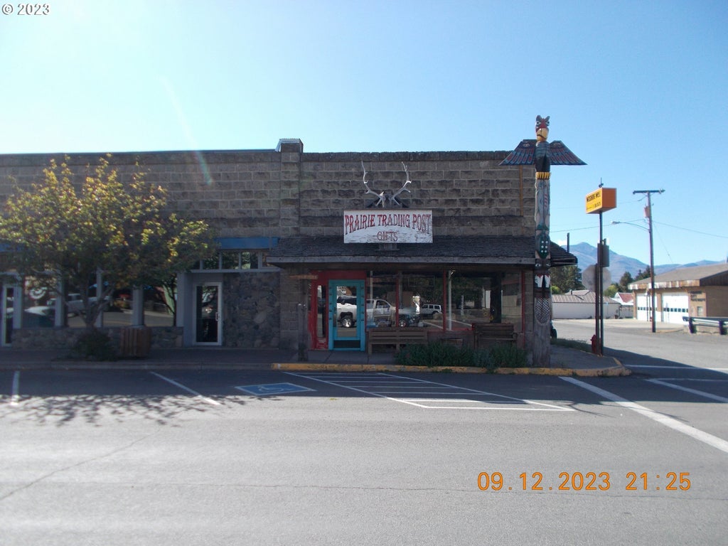 147 Sw Front St, Prairie City