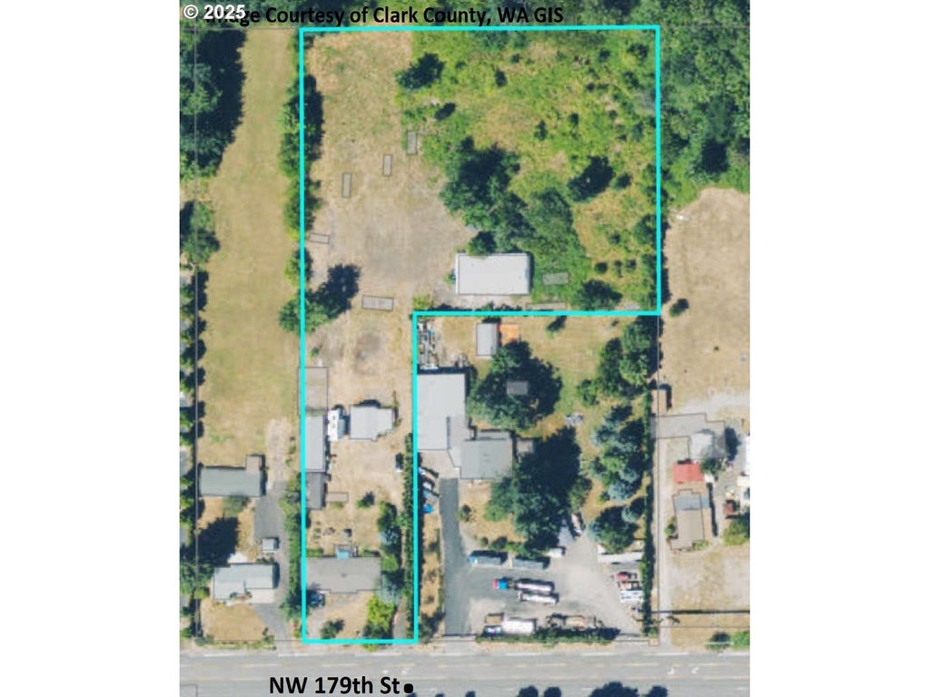 202 Nw 179th St, Ridgefield