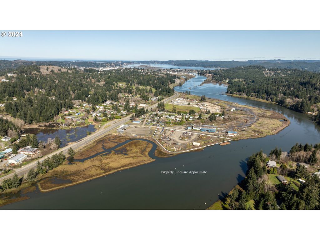 93761 Hackett Ln, Coos Bay
