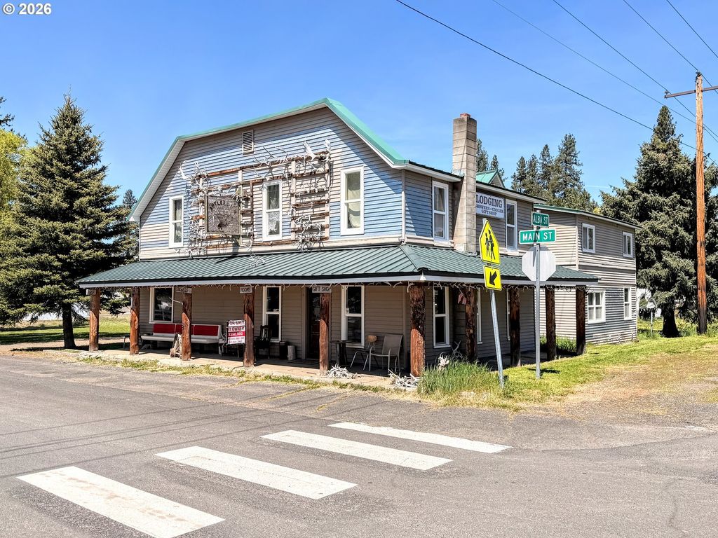 101 Main St, Ukiah