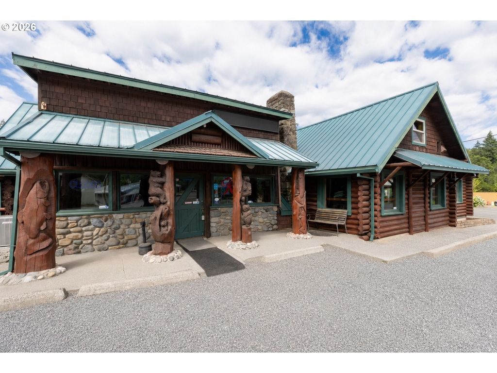 1258 Highway 141, White Salmon