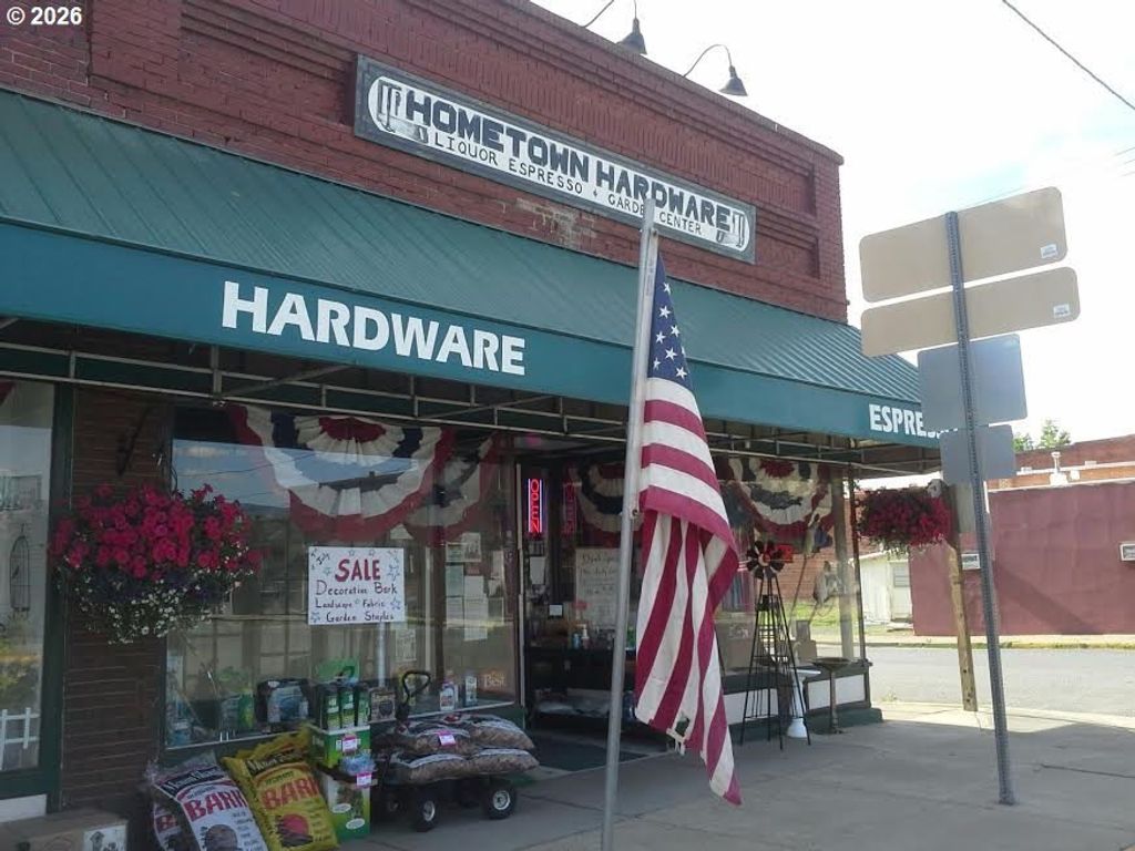206 S Main St, Union