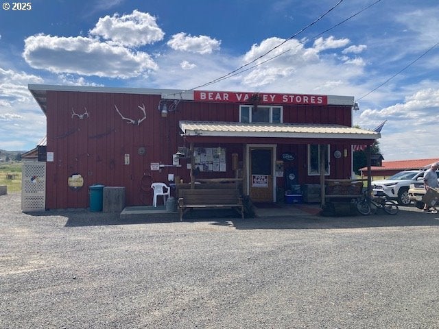 209 Barnes Ave, Seneca