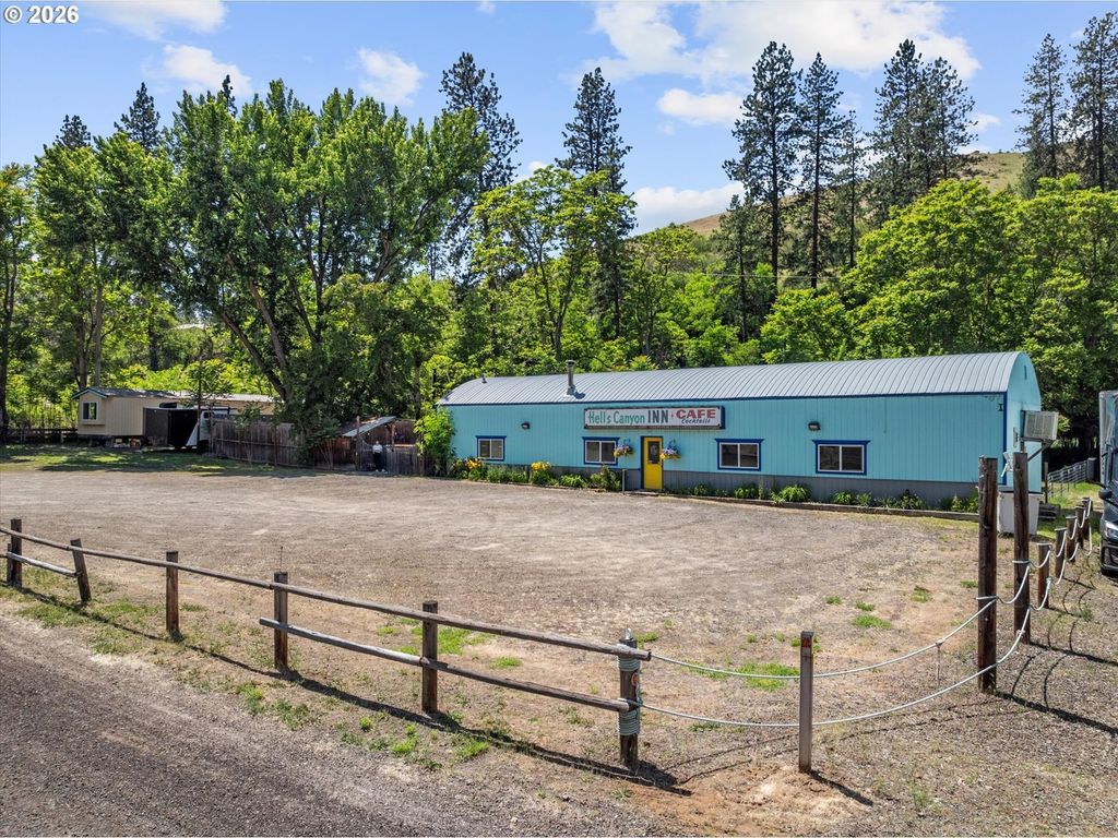 53943 Highway 86, Oxbow